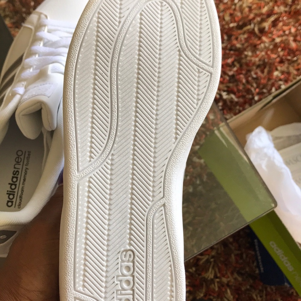 Adidas - Picture 5 of 5